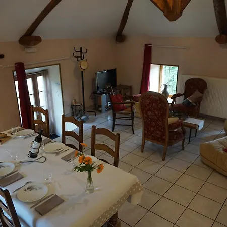 別荘 De Ribeyre Saint-Ilpize